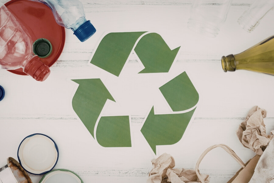 Sustainable coffee packaging innovations featured in East Coast Coffee Packaging Trends of 2026 including mono-material recyclable pouches