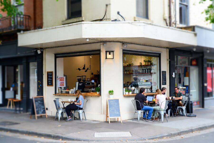 Why Australians Love Coffee – How It Became the Country’s Favorite Drink reflected in Australia’s independent caf&eacute; culture