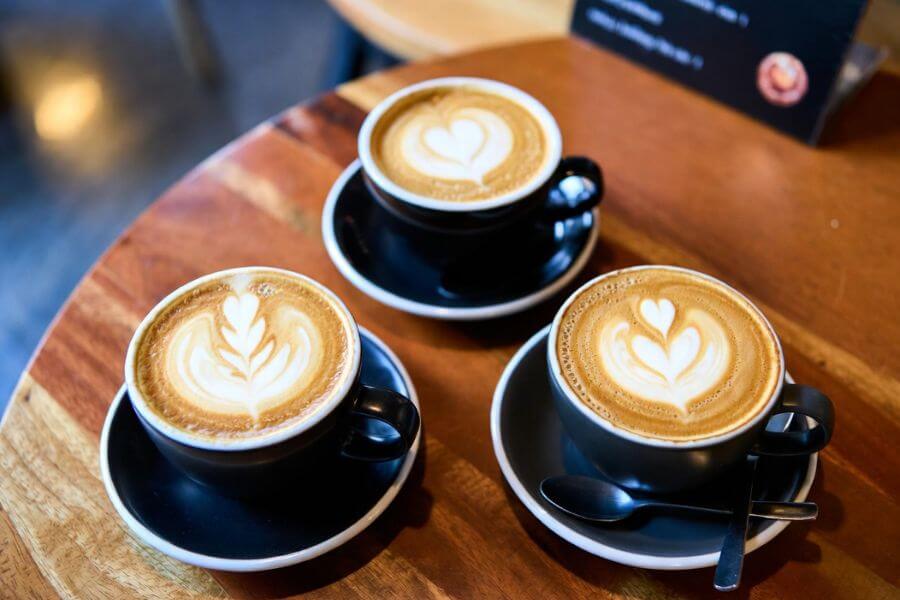 Why Australians Love Coffee – How It Became the Country’s Favorite Drink shown through popular Australian coffee drinks like latte and flat white