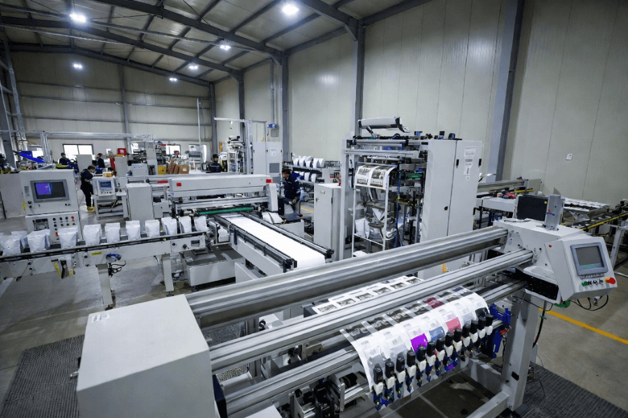 Professional manufacturing of high quality custom coffee packaging bags for coffee brands in flexible packaging factory